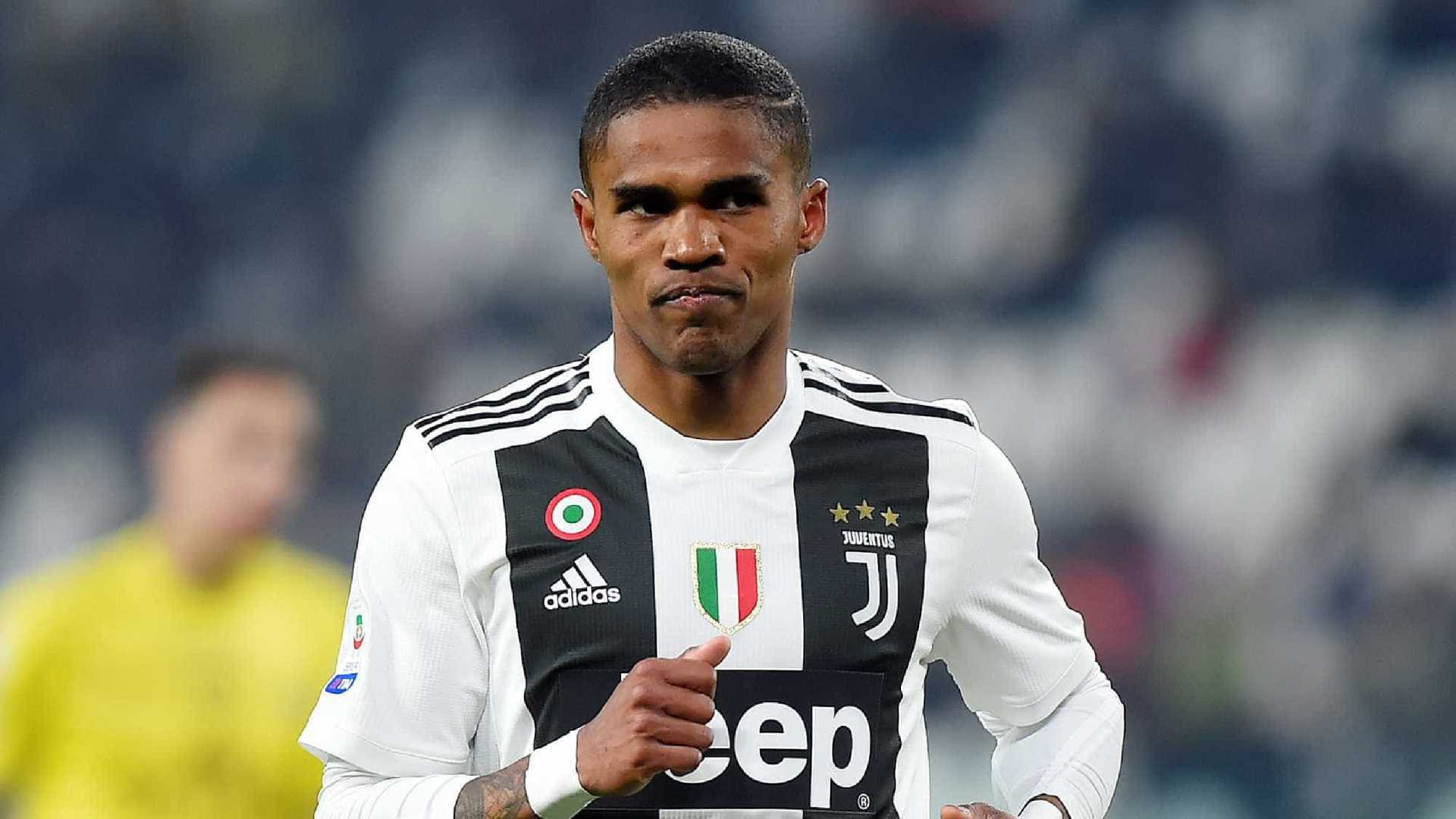 Douglas Costa toma ‘bronca’ de Juventus por comparecer em festa do Neymar