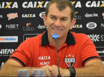 Tencati: ex-Londrina e Atlético-GO