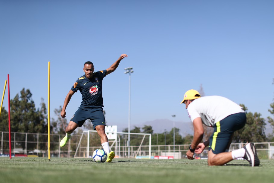 Interação da Seleção Brasileira Sub 20 com a principal se dá por telefone
