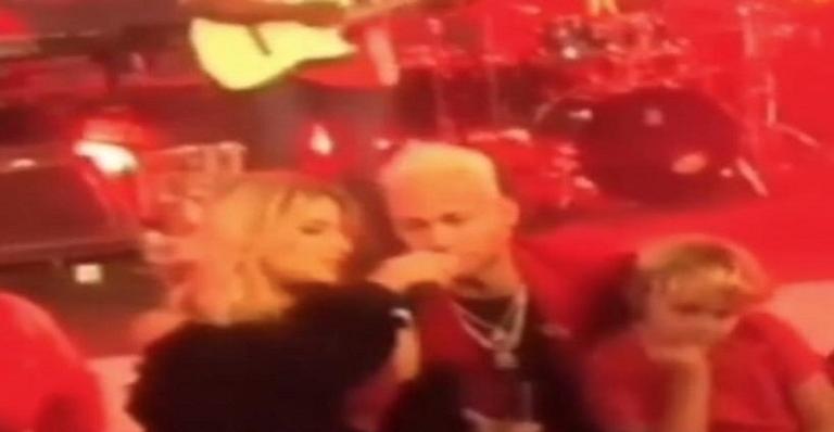 Neymar e Rafaela foram visto diversas vezes juntos na última segunda-feira