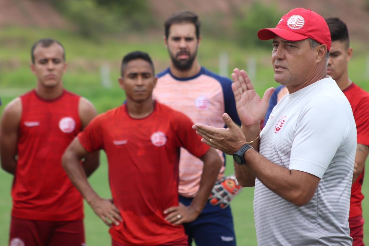 Pernambucano: Com duas vitórias consecutivas, Náutico encosta no G4