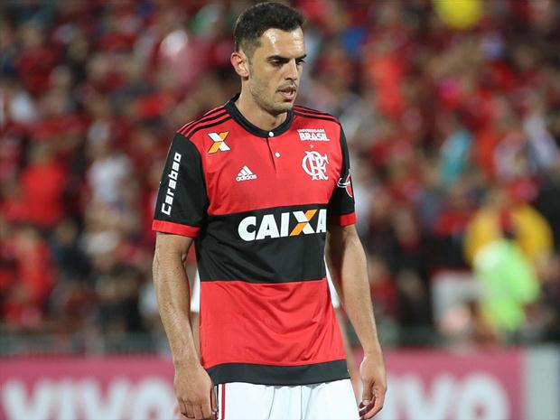 Carioca: Rhodolfo elogia Fluminense e descarta favoritismo do Flamengo no clássico
