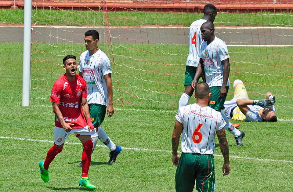 Barretos x Velo Clube – Galo tenta manter a liderança em visita ao pressionado Touro