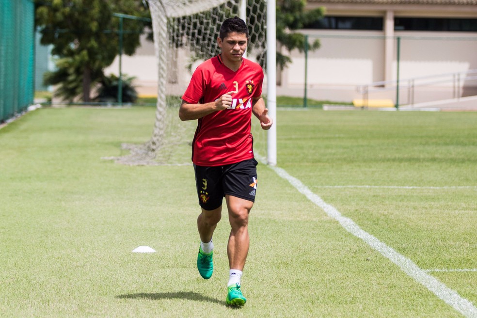 Time tailandês libera e ex-atacante do São Paulo pode voltar ao futebol cearense
