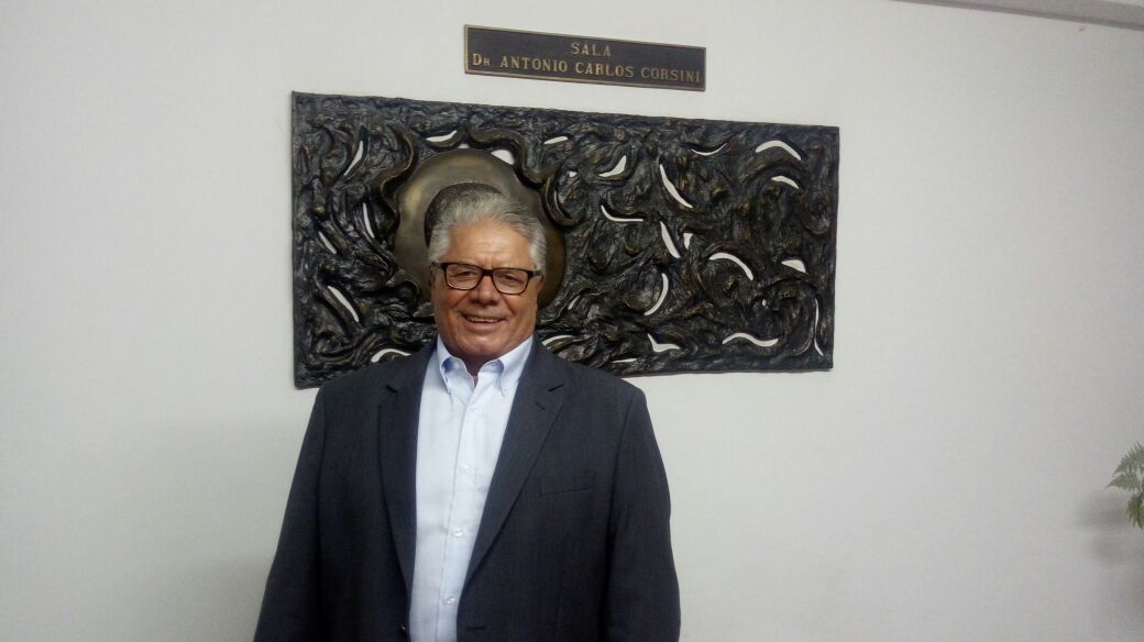 Dirigentes são apresentados e presidente nega salários atrasados na Ponte