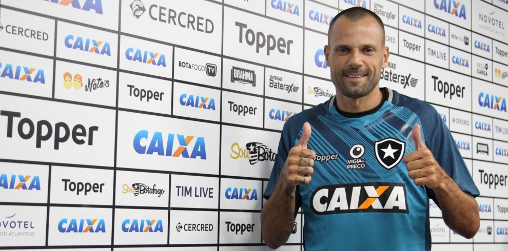 Carioca: Recuperado de gastroenterite, Diego Cavalieri volta aos treinos no Botafogo