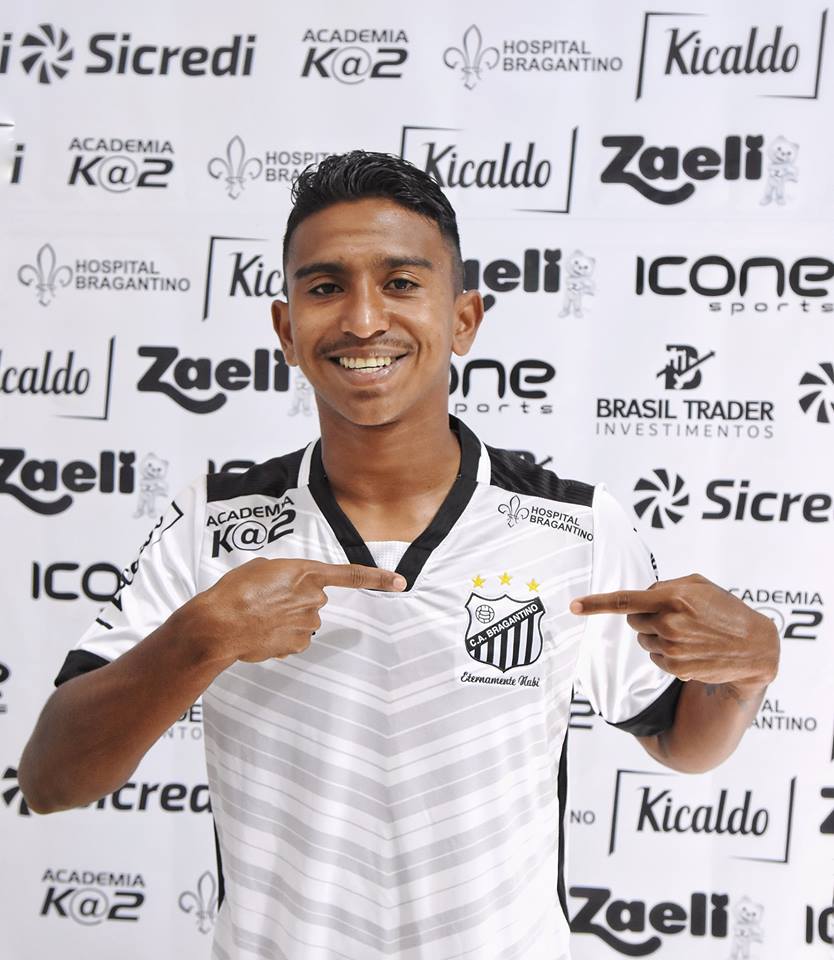 Bragantino acerta com lateral de clube rival do Paulistão