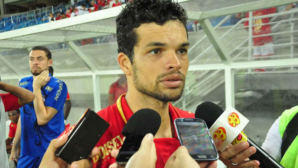 Nos tempos de América-RN, Márcio Passos já jogou com o goleiro Rafael Roballo (ao fundo, de azul)