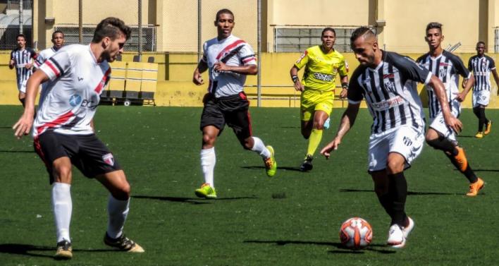 São Bernardo e Primavera fizeram jogo equilibrado no ABC. Foto: Brendow Felipe