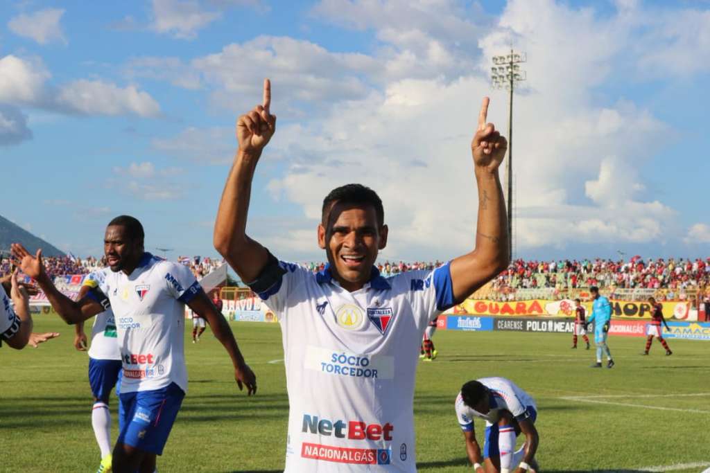 Fortaleza dispara na liderança do estadual - Leonardo Moreira/Fortaleza