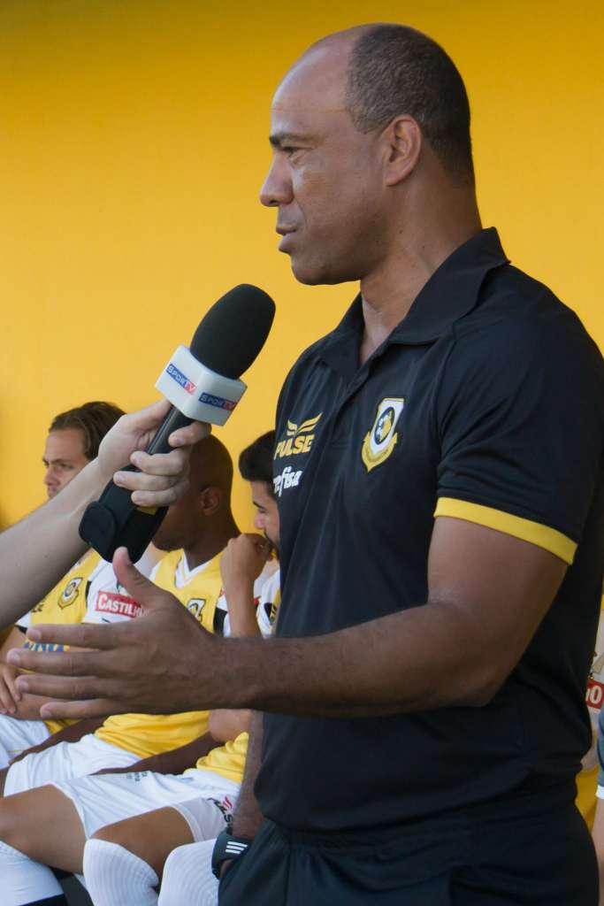  São Bernardo anuncia técnico que rebaixou Santo André no Paulistão 2018