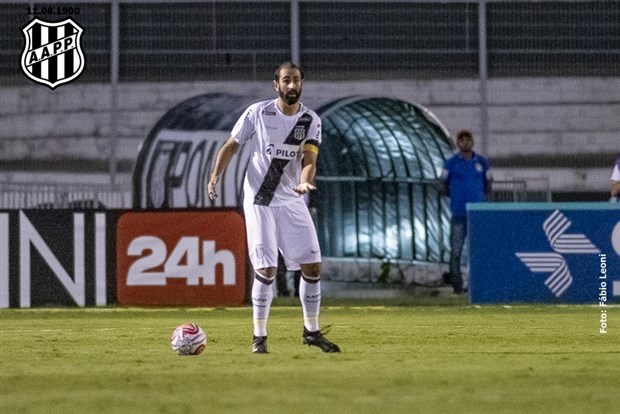 O zagueiro Renan Fonseca é um dos jogadores mais regulares da Ponte Preta