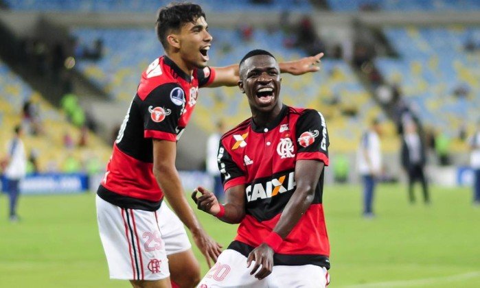 Formação de jogadores ajuda Flamengo a bater recorde de receitas no Brasil