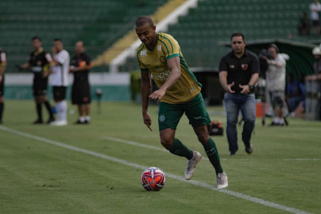 Guarani reestreia, Chape tem 'jogão' e Avaí atravessa o Brasil na Copa do Brasil