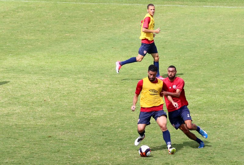 Paulista A2: Santo André contrata volante revelado pelo Athletico-PR