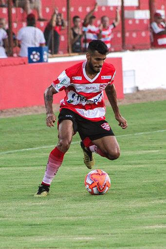 Paulista A2: Na seleção Futebol interior, lateral vibra com gol e vitória do Linense