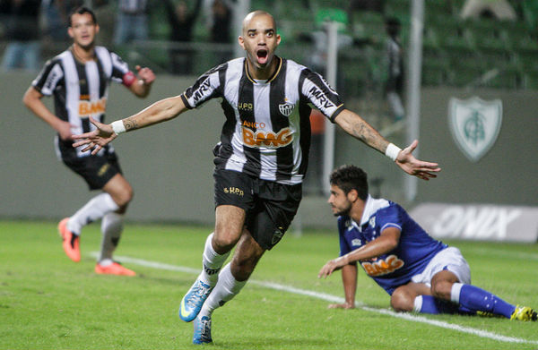 Gaúcho: Grêmio dribla gigantes e contrata atacante Diego Tardelli