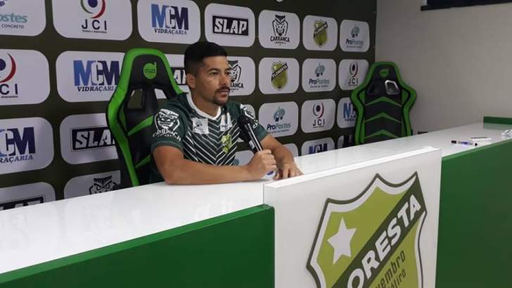 Emprestado pelo Atibaia, ‘matador’ Tavares faz sucesso no Campeonato Cearense