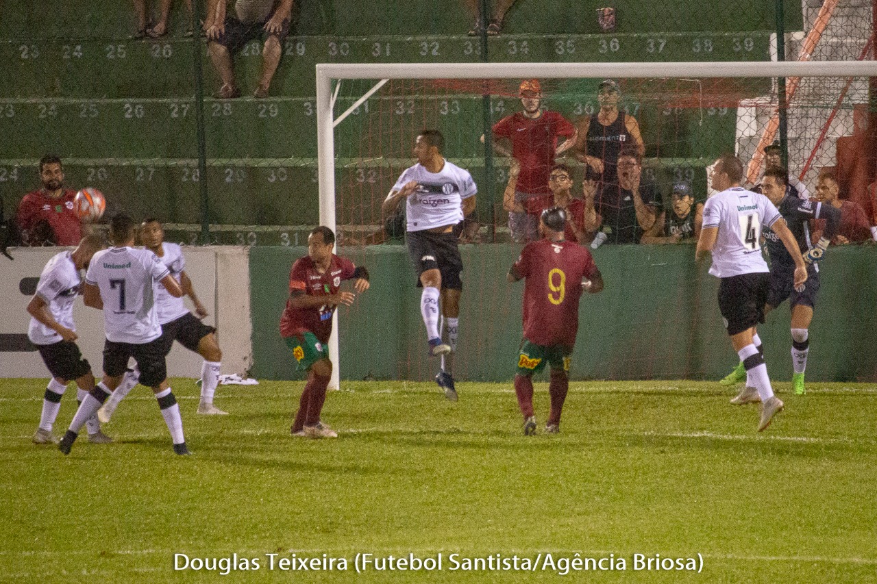 Paulista A2: Zagueiro do XV condena arbitragem contra Briosa: “Deviam nunca mais apitar”