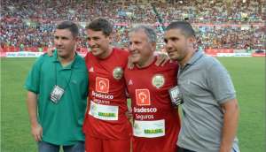 Filho de grande ídolo do Flamengo anuncia aposentadoria aos 36 anos