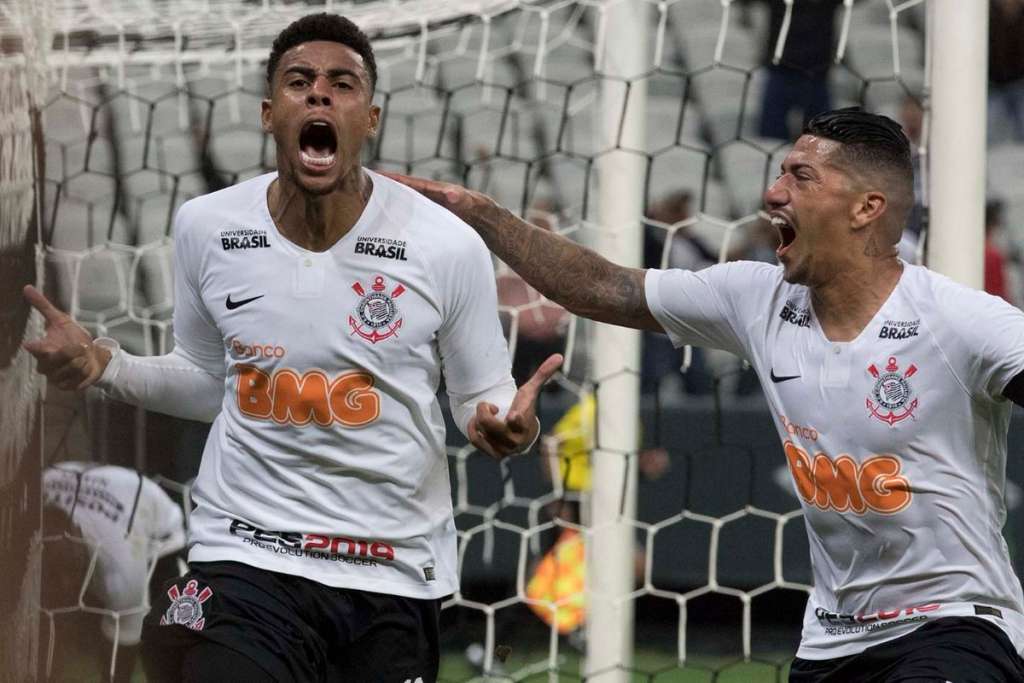 Gustavo elogia Racing e prevê dificuldade para o Corinthians no jogo de volta 3 0002050369618 img