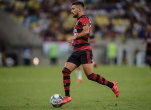 Carioca: Após erro em gol do Fluminense, Arrascaeta pede desculpas: 'Seguirei trabalhando'