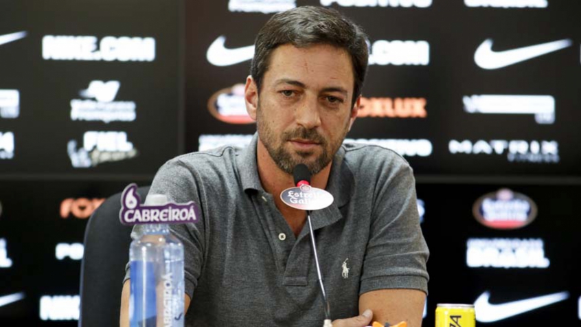 Diretor do Corinthians lamenta impasse com xodó da torcida