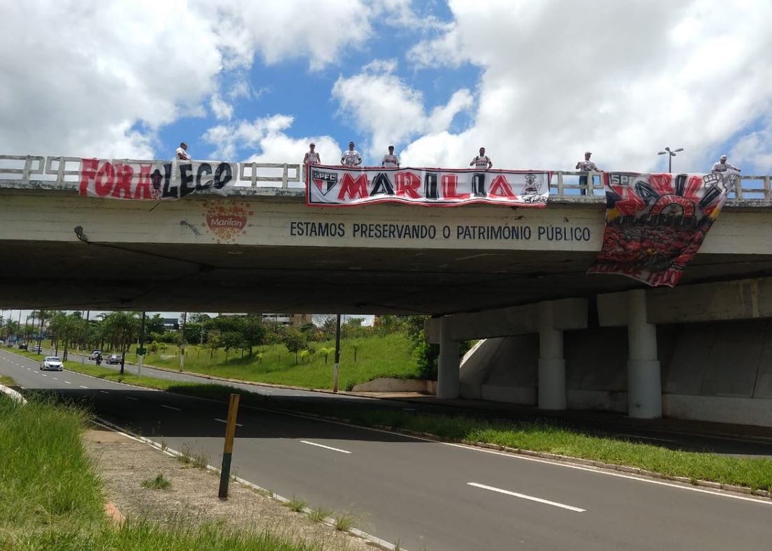 Organizada do São Paulo protesta e pede a saída de Leco da presidência do clube