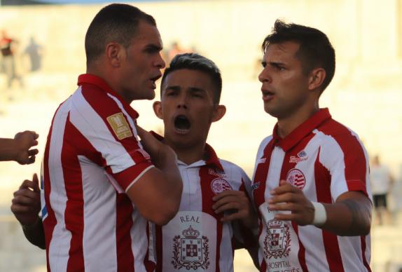 Náutico sofreu alguns sustos, mas venceu o Flamengo