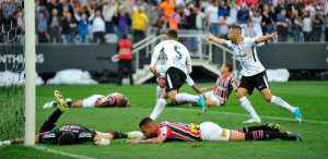 Parado no tempo, São Paulo é azarão em clássico; Corinthians quer aumentar tabu