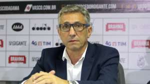 Carioca: Sem dormir há 48h, presidente elogia elenco do Vasco após título