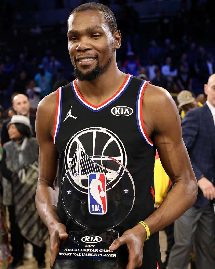 Durant brilha e time de LeBron vence Antetokounmpo no All-Star Game