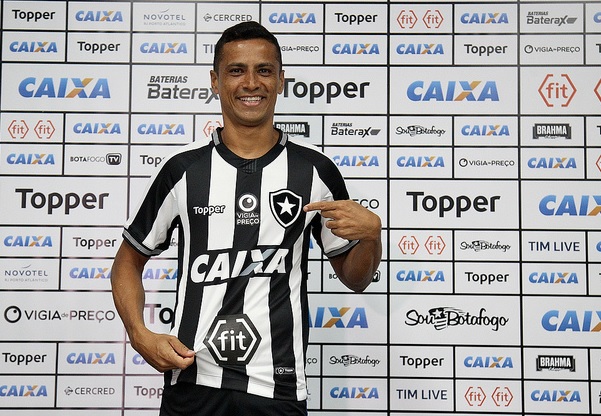 Carioca: Ex-São Paulo e Grêmio diz que prefere atuar como 2º volante no Botafogo