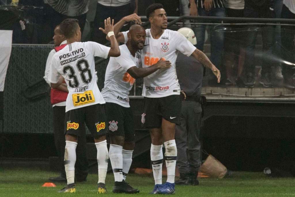 Juntos: Corinthians, Santos e Palmeiras colocaram cinco representantes nos melhores da rodada