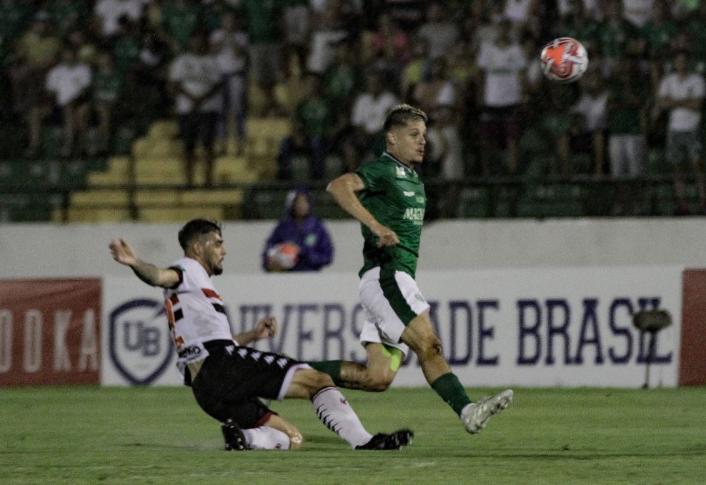 Paulistão: Meia rompe tendão de Aquiles e desfalca Guarani por até 9 meses