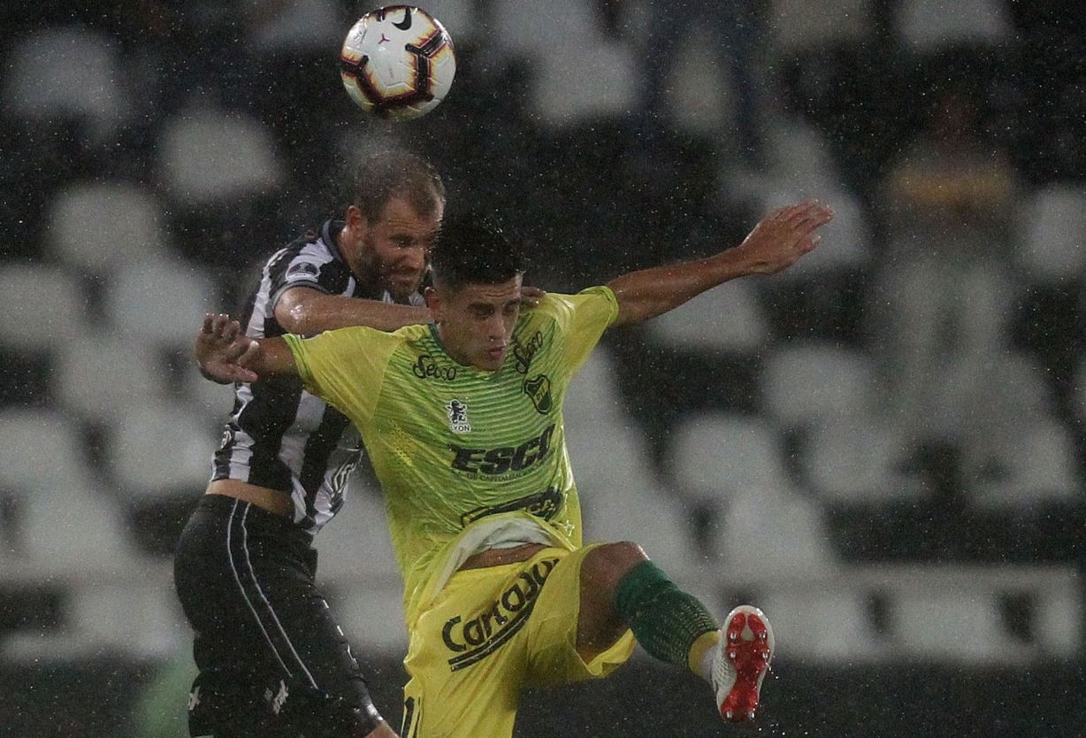 Sul-Americana: Botafogo tenta segurar ‘sensação’ argentina para avançar