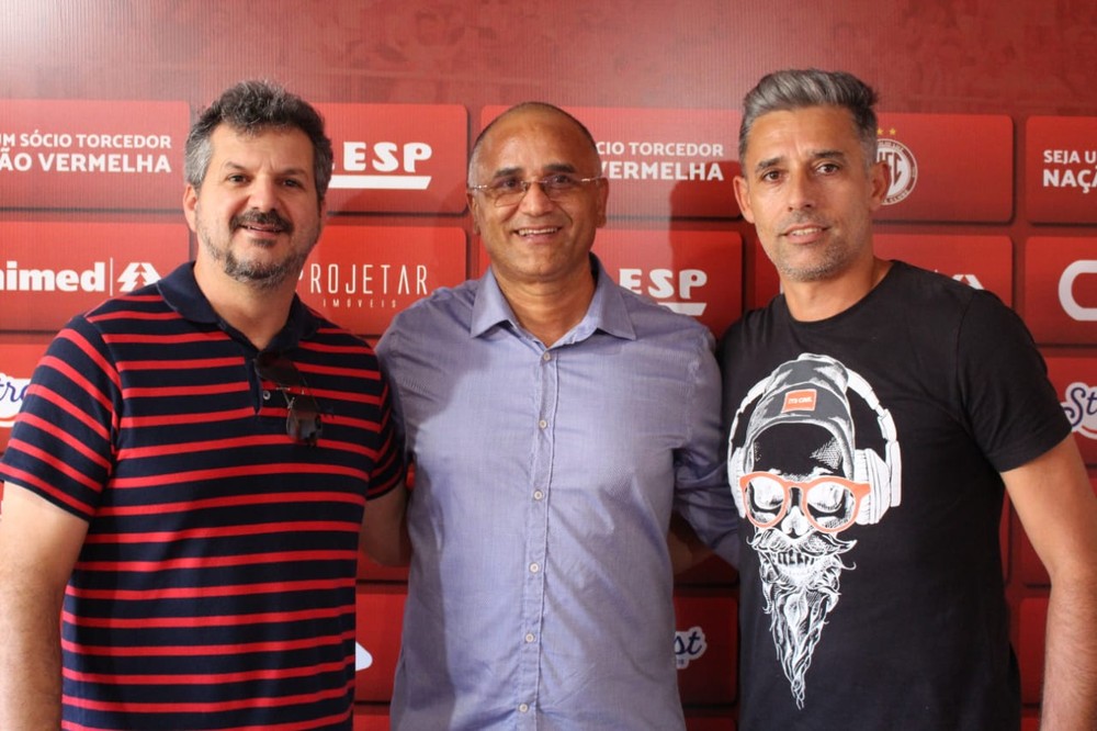 Catarinense: Hercílio Luz anuncia técnico experiente no Nordeste