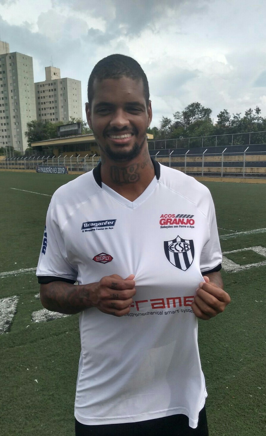 Paulista A3: EC São Bernardo anuncia Jadson, meia revelado pelo Corinthians