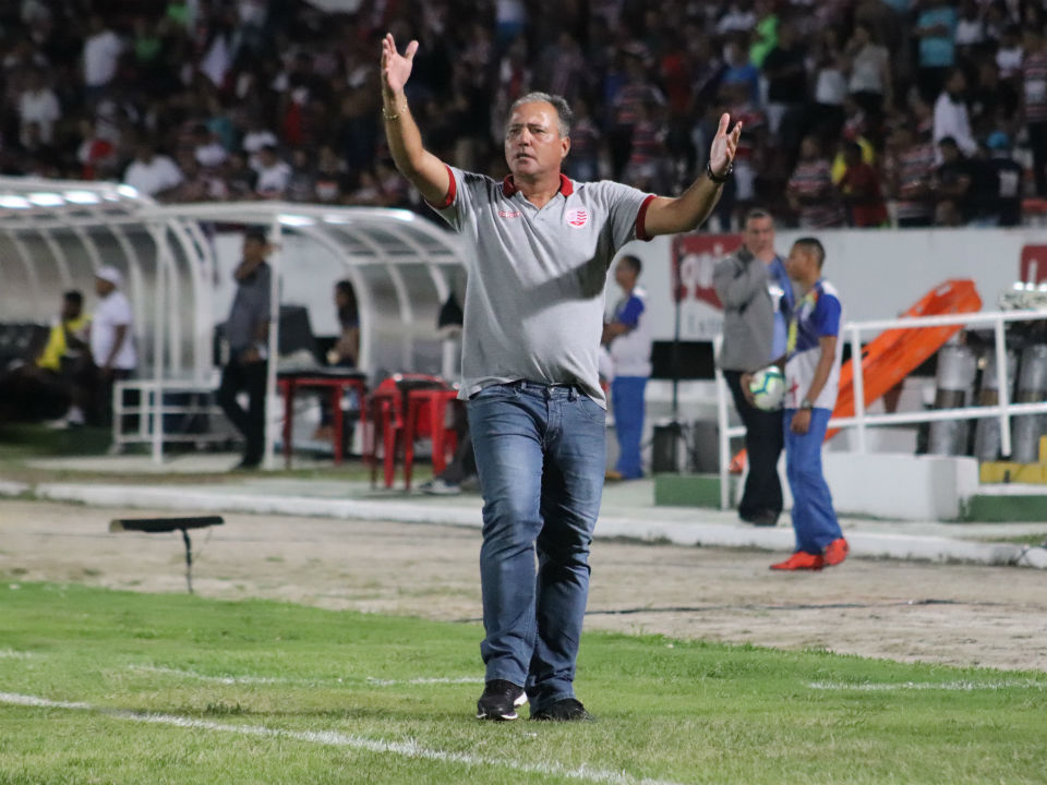 Marcio Goiano lamenta eliminação e pede foco estadual e na Copa do Nordeste