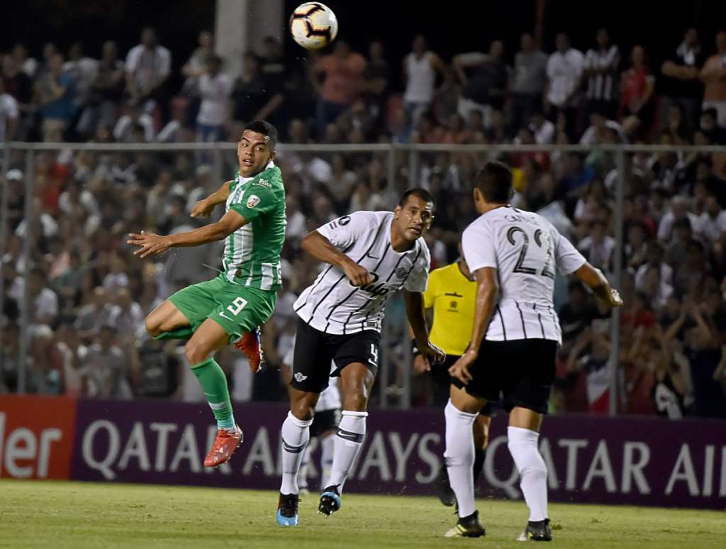 Libertad bate o Atlético Nacional no Paraguai