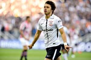 'Romero não quer renovar com Corinthians porque quer ganhar mais' afirma Andrés