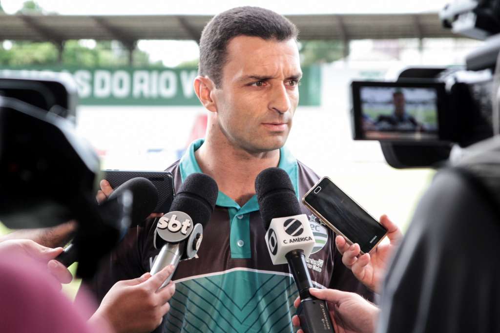 Júnior Rocha alcança marca histórica e garante classificação do Luverdense na Copa BR