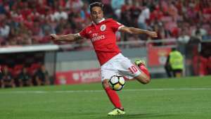 Sem Pato, Sampaoli pede para Santos contratar Jonas, ex-Grêmio