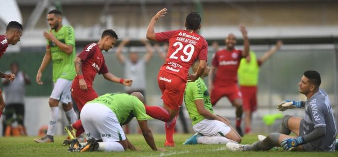 GAÚCHO: Inter supera Avenida, emplaca 4ª vitória seguida e encosta no Grêmio