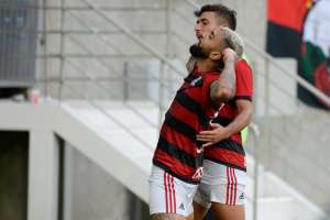 Gabriel minimiza fim do jejum de gols no Flamengo: 'Não tinha peso algum'
