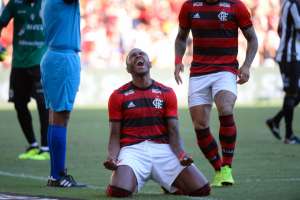 PLACAR FI: Confira TODOS os resultados dos jogos deste DOMINGO!