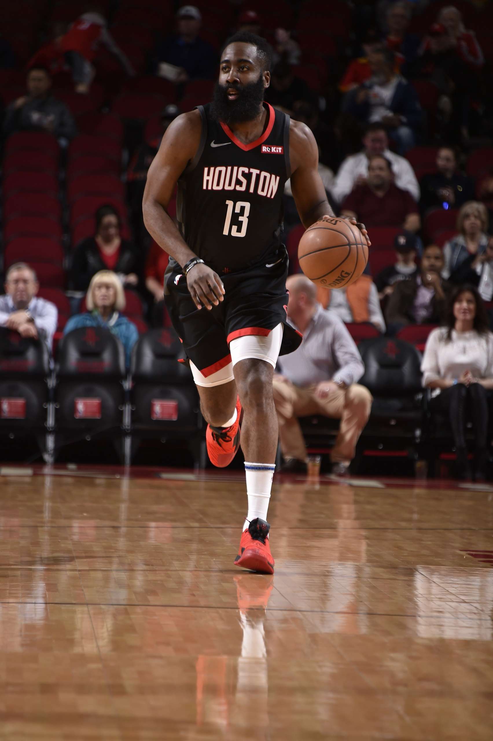 Basquete: Com fim de sequência histórica de Harden, Rockets superam Hawks