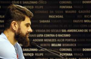 Carioca: Fernando Miguel exalta '1ª folga no ano' e celebra invencibilidade do Vasco