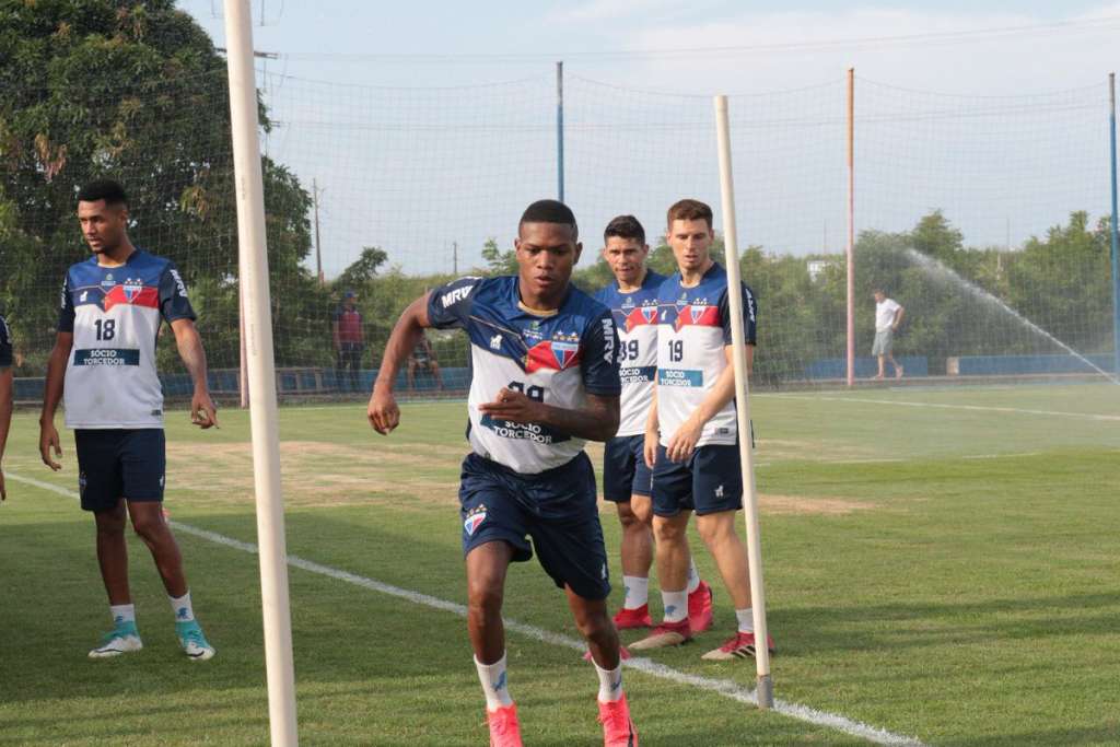 Fortaleza busca voltar a vencer para colar no líder Ceará