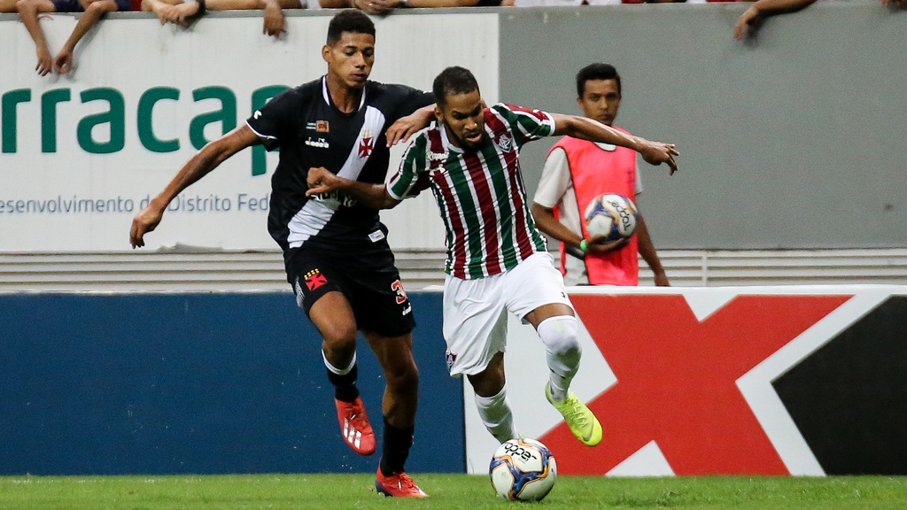 Por vídeo homofóbico, volante do Vasco é suspenso; Flu não será excluído do Carioca